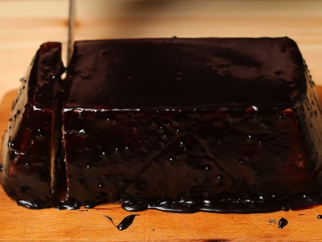 Приготуйте на десерт цей смачний і ніжний сирний кекс. Простий рецепт