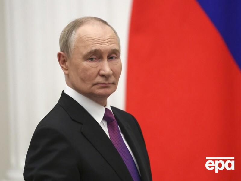 "Инопланетный гуманоид". В сети обратили внимание на странные руки Путина