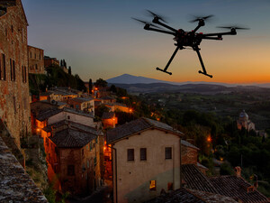 Поліція Польщі заборонила пускати дрони у Варшаві 11 листопада