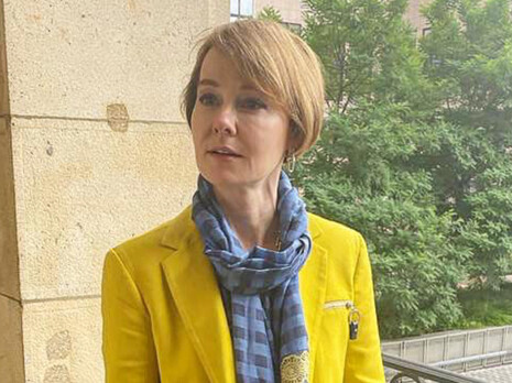 Стоси грошей на фото НАБУ – це крапля в морі кешу від енергетики