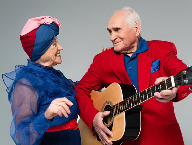 Прослушивание музыки в старшем возрасте снижает риск деменции – исследование