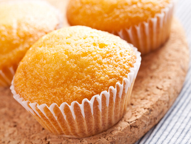 Приготуйте кекси на сметані – пишні, смачні й неймовірно ніжні. Рецепт