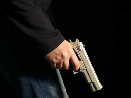 В Киеве мужчину ограбили на 1 млн грн