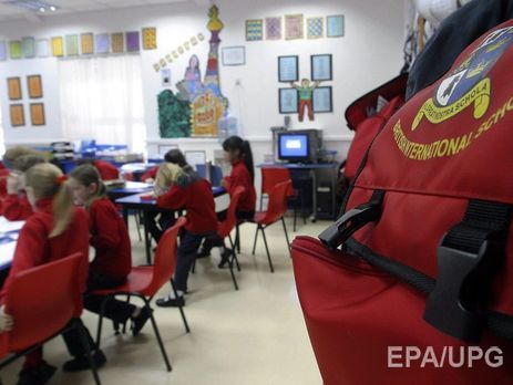 Правительство Англии объявило уроки полового воспитания в школах обязательными