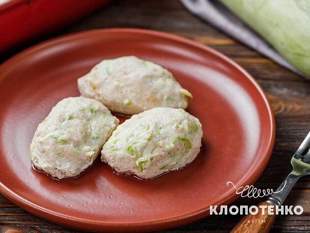 Додайте це до курячих котлет, щоб вони стали ще соковитішими