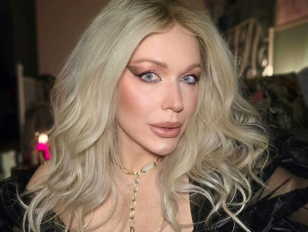 Блогерка Монро показала, як підвищення курсу долара змінило її до невпізнанності. Фото