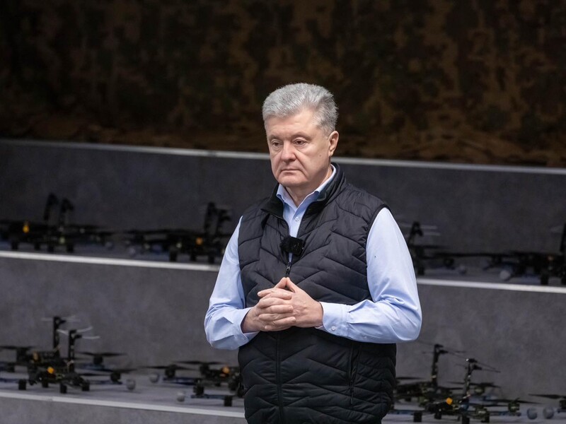 Порошенко лишили права голоса в его банке, адвокат усматривает преследование