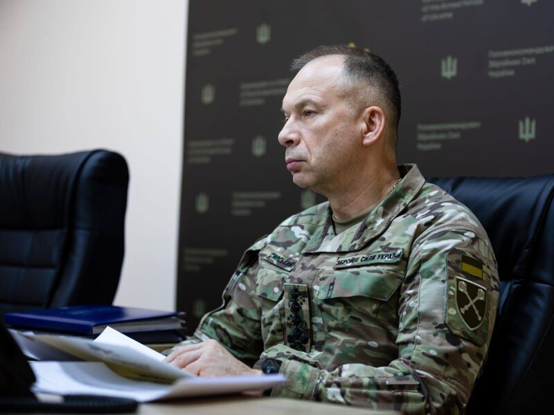 "Спрямовують значні ресурси". Сирський розповів, як РФ копіює досвід України у галузі БПЛА