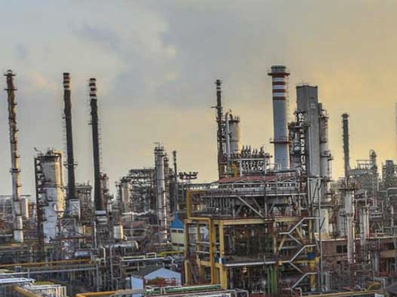 Від нафти з РФ відмовилася більшість НПЗ Індії – Bloomberg