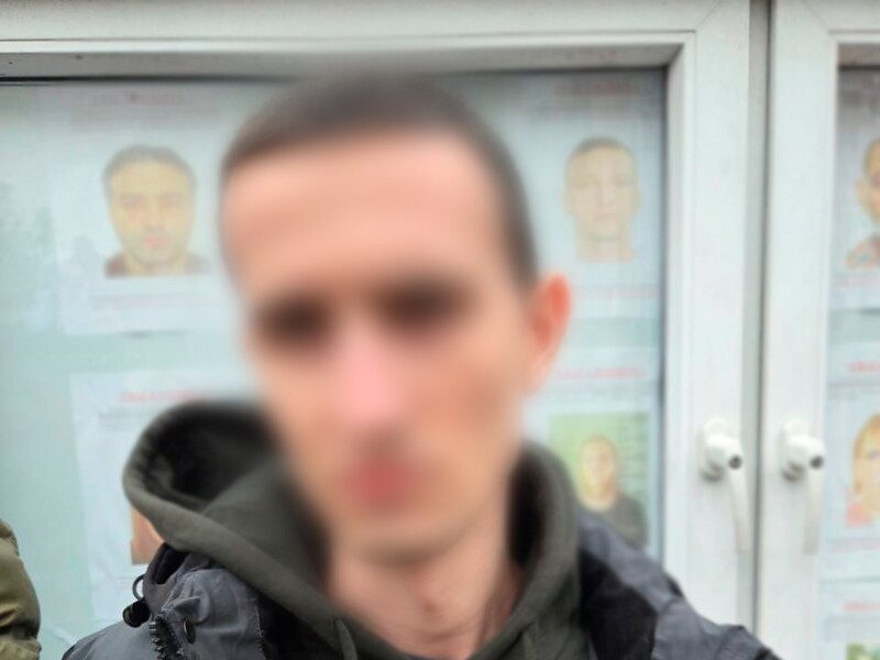 22-летнего мужчину подозревают в изнасиловании 11-летней школьницы. Они переписывались в сети 