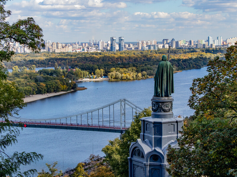 Фіктивні роботи на Трухановому та Венеціанському островах у Києві. Викрито ймовірну розтрату 1,7 млн грн