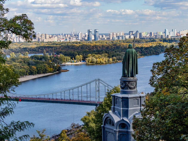 Фіктивні роботи на Трухановому та Венеціанському островах у Києві. Викрито ймовірну розтрату 1,7 млн грн