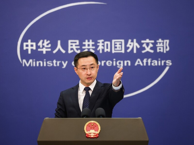 G7 заявила про передання Китаєм РФ товарів подвійного призначення. У Пекіні відповіли