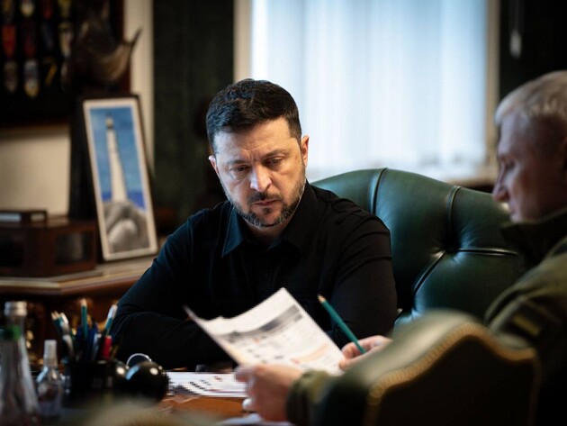 Зеленський повідомив про помітне зниження видобування і перероблення російської нафти. Скільки втратить РФ?