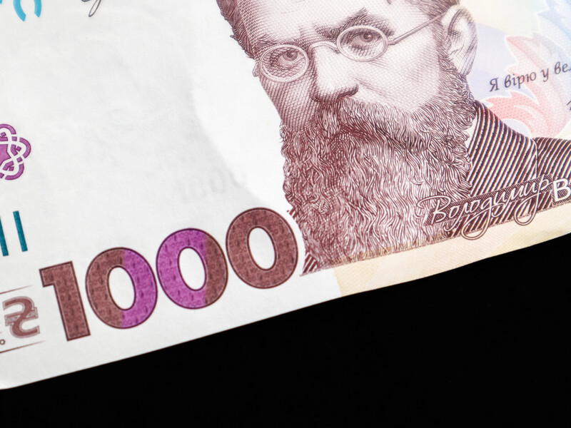 "Зимову тисячу" планують видати коштом інших соціальних програм – ЗМІ