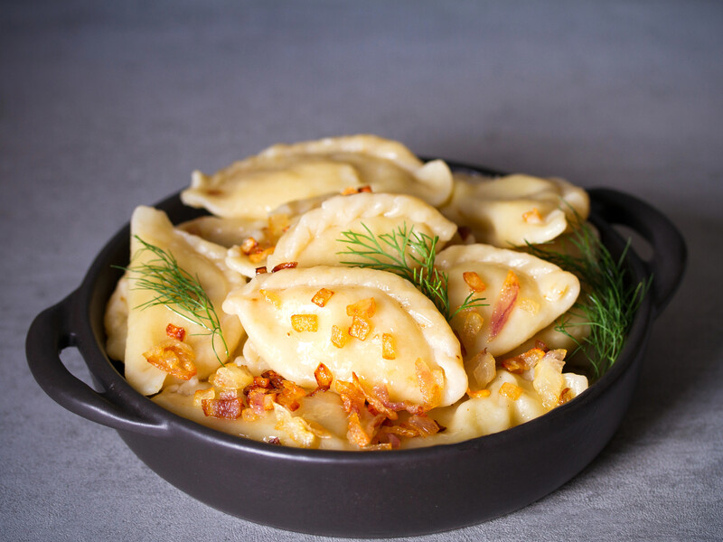 Вареники из этого теста получаются очень вкусные. Рецепт на кипятке