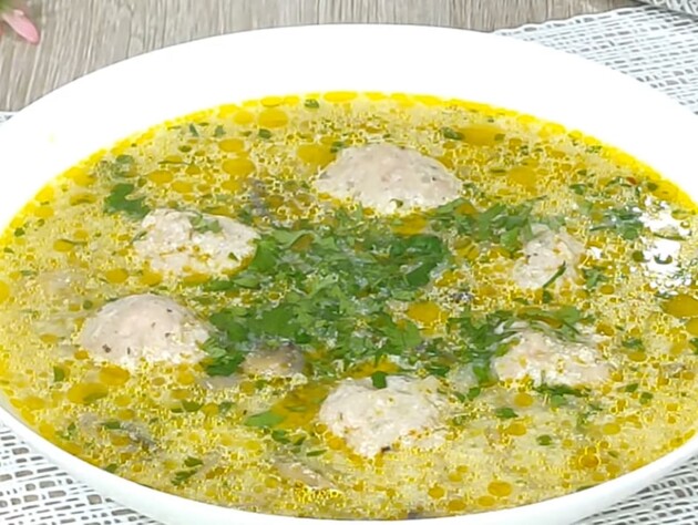 Приготовьте на обед этот божественный суп с невероятным вкусом и ароматом. Секрет – в этой добавке