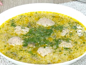Приготовьте на обед этот божественный суп с невероятным вкусом и ароматом. Секрет – в этой добавке