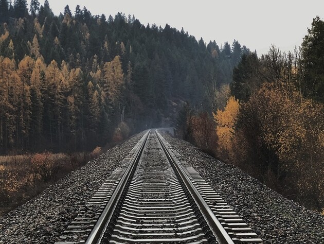 ГУР повідомив про диверсію на Транссибірській магістралі в РФ. Шлях зброї із КНДР заблоковано