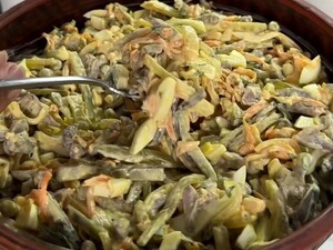 Такого вкусного и сытного майонезного салата вы еще не пробовали! Обязательно приготовьте его