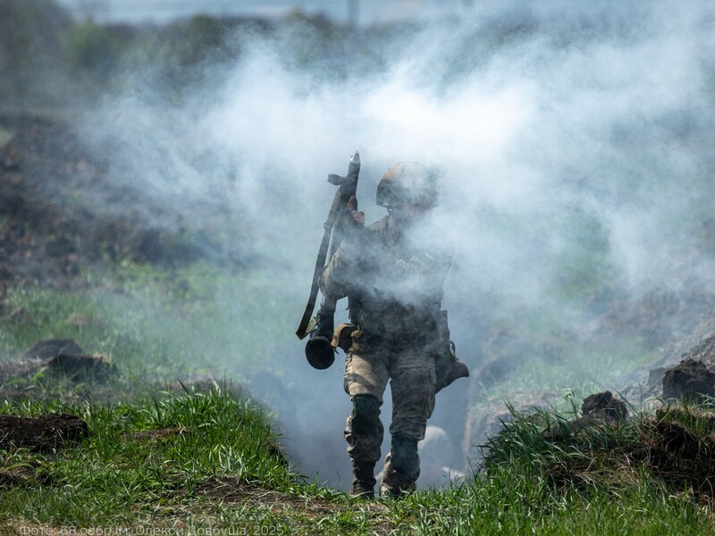 ЗСУ підірвали дорогу, яка сполучала Селидове і Покровськ 