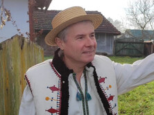 Хлопець, молодший за мого сина, учить мене ветеранській мудрості. Я прощаю йому лайку