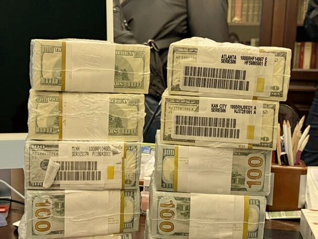 В НАБУ прокомментировали, откуда в деле Миндича пачки долларов из Госрезерва США