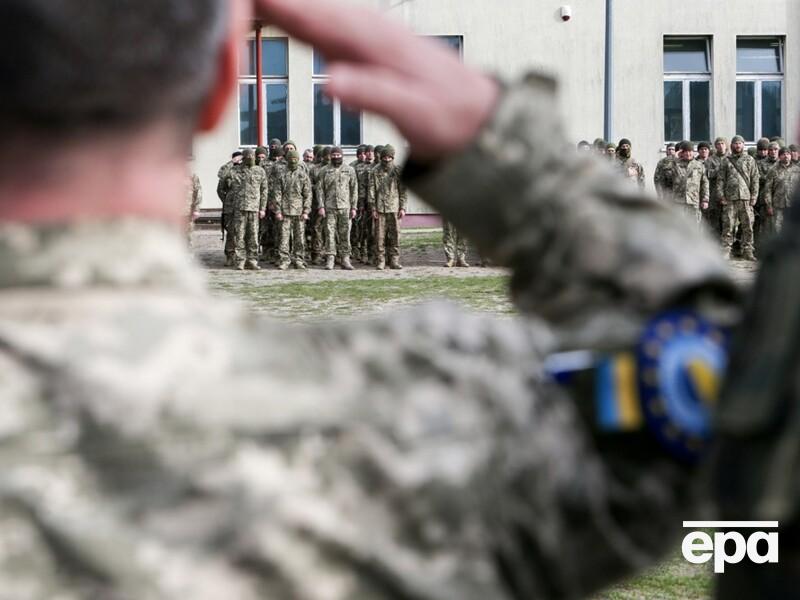 "Методички НАТО не работают". СМИ рассказали, почему зарубежные инструкторы – не лучшее для бойцов ВСУ