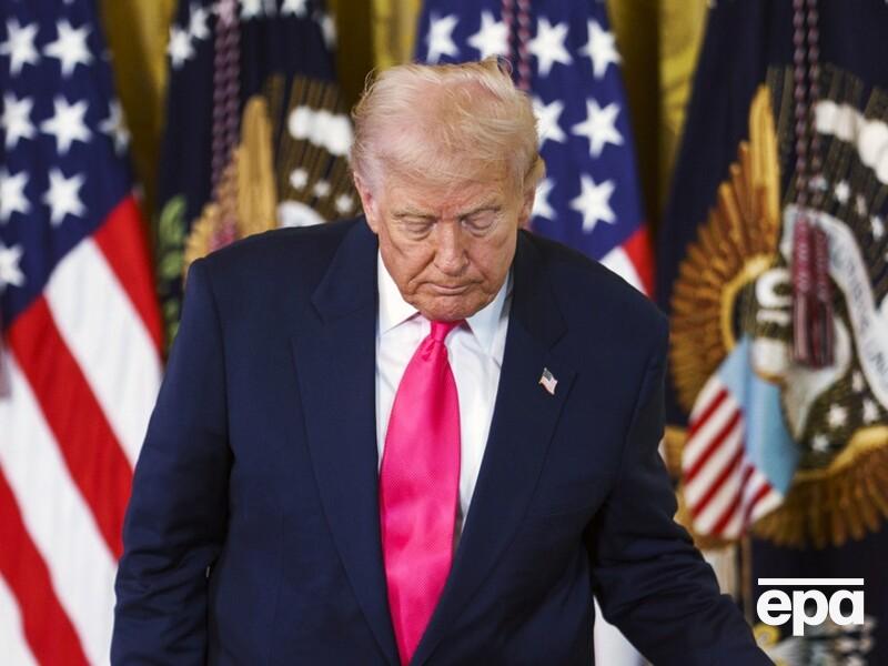 Трамп сподівається, що тиску на Венесуелу буде досить, щоб змусити Мадуро піти у відставку – CNN