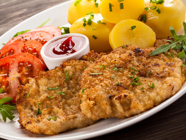 Перед жаркой добавьте к отбивным это – и получите новое блюдо с особым вкусом. Простой рецепт