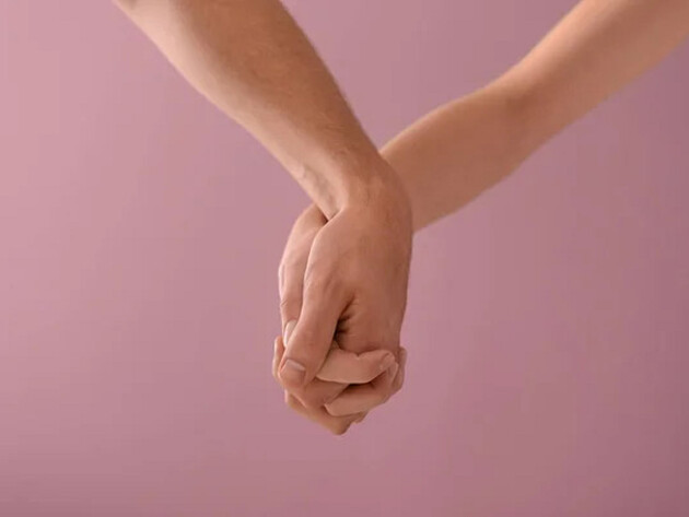 У Швеції людині пересадили дві руки від померлого донора, і вони працюють