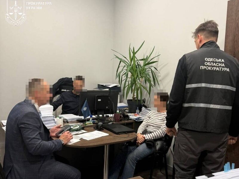 Судья и семейная пара могли присваивать квартиры в Одессе, им сообщили о подозрении – прокуратура