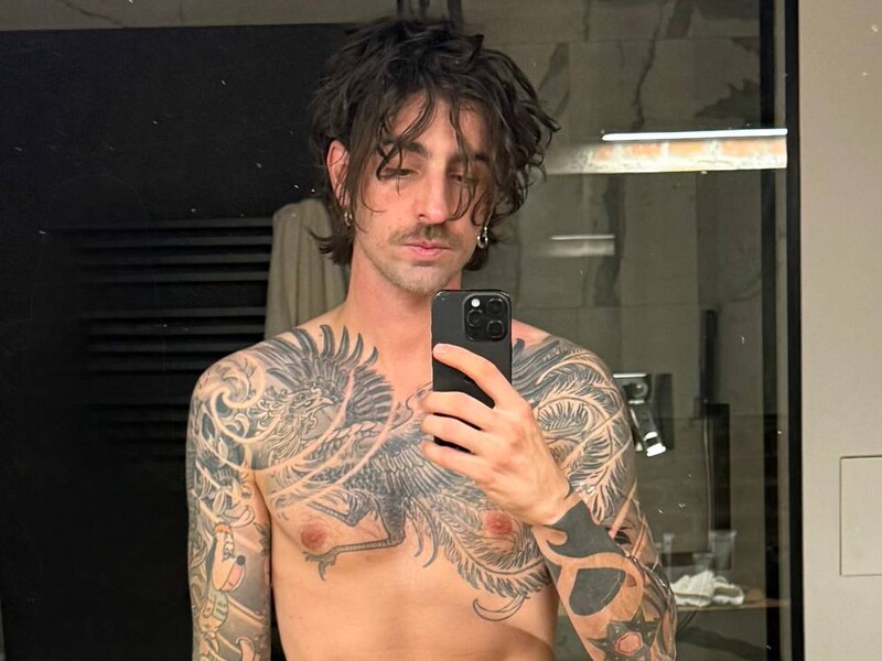 Похудевший на 14 кг Dantes показал свой завтрак. В сети удивились, где он взял такие продукты в ноябре