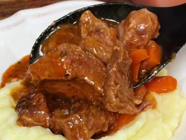 Щоб м'ясо вийшло ніжним і соковитим, не потрібно особливо готувати, досить додати це