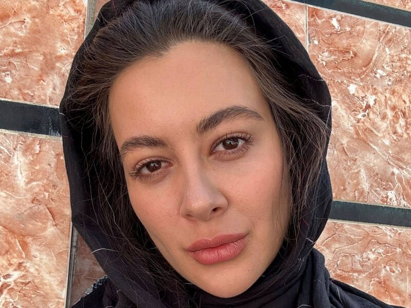 Хаос на дорогах, відсутність жінок і прапори 