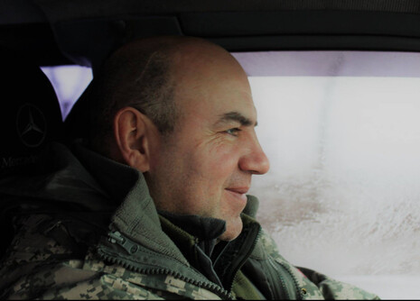 Арестовщина несеться з кожної праски. Тільки тепер – під парасолькою США