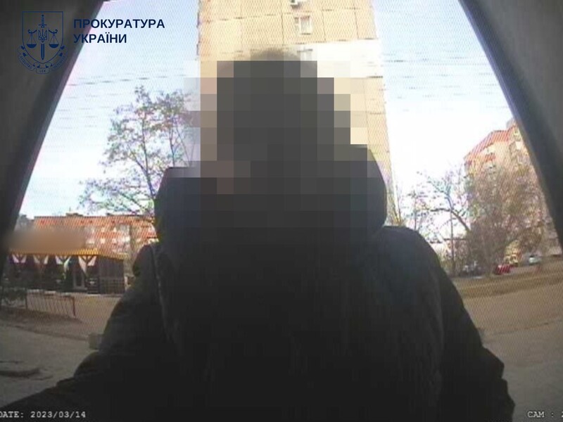 "Хорошая еда, суперовые мужчины". Женщину подозревают в краже 1 млн грн военного ВСУ, которые она потратила в Европе