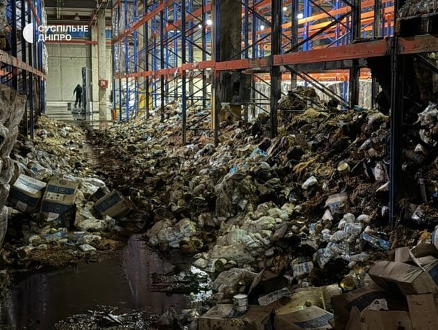 Уничтожены 10 тыс. продуктовых наборов. В Днепре во время атаки поврежден склад ООН