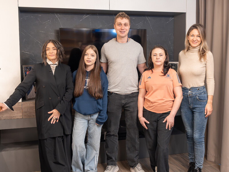 "Новый дом – новые возможности". Яна Степаненко получила квартиру от Рината Ахметова