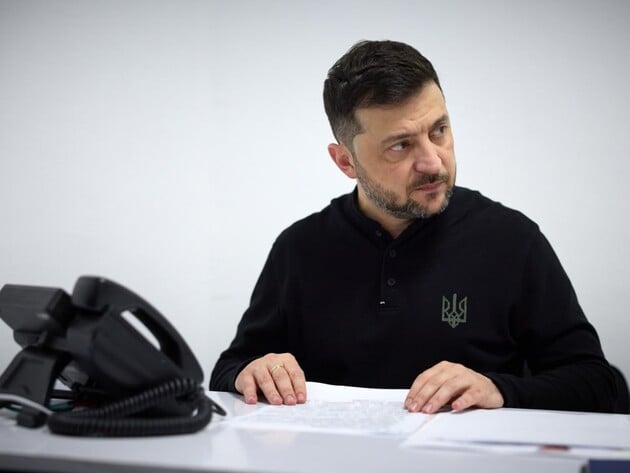 Зеленський про розмову з Венсом: Ми сприймаємо позитивно кожну реалістичну пропозицію