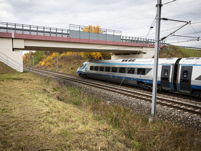 Польща розпочала масштабну операцію після вибуху на залізниці під Варшавою
