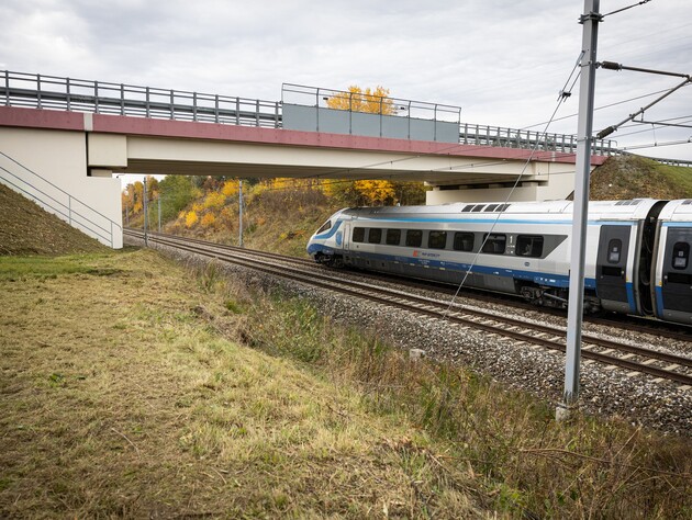 Польща розпочала масштабну операцію після вибуху на залізниці під Варшавою