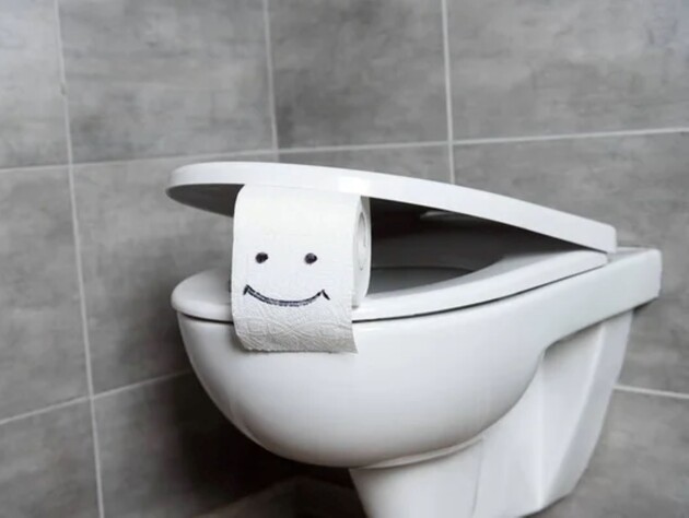 Налийте це звечора в унітаз – і вранці від сечового каменю не залишиться й сліду без агресивної хімії