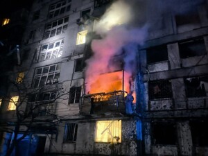 В Днепре из-за атаки российских дронов горела многоэтажка, пострадало 14 человек. Фото, видео