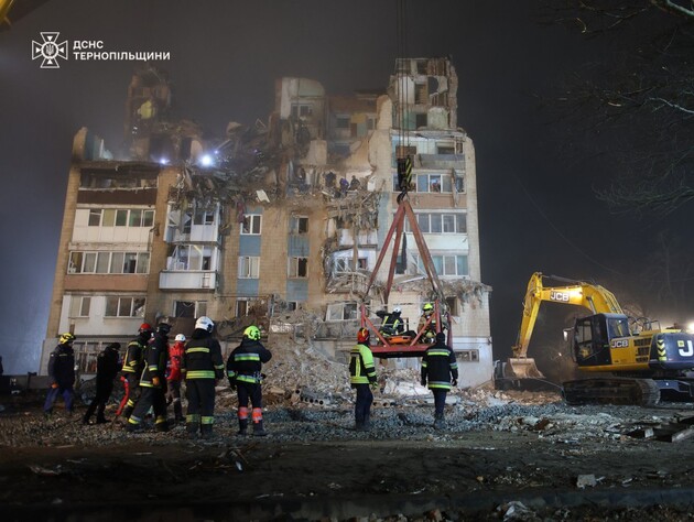 Тернопіль відмовився цього року ставити міську ялинку