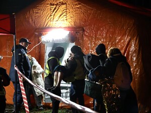 РФ атаковала Киев. Есть жертвы, людей ищут под завалами. Фото, видео