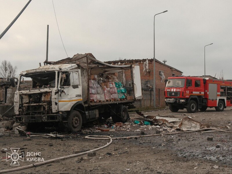 РФ уночі била по всьому, що забезпечує нормальне життя – Зеленський