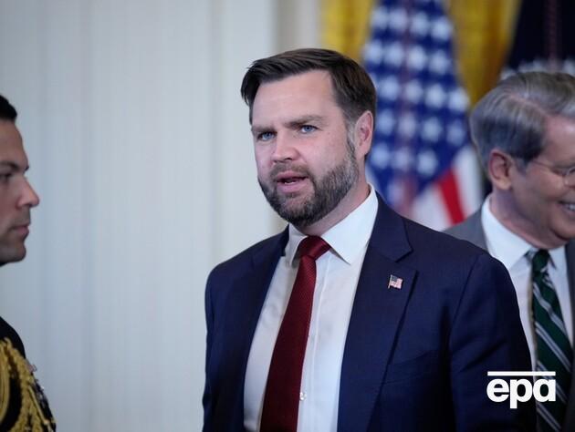 Вэнс ответил на критику 