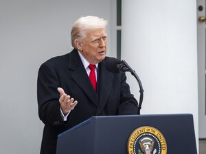 Трамп назвал условие для его встречи с Зеленским и Путиным