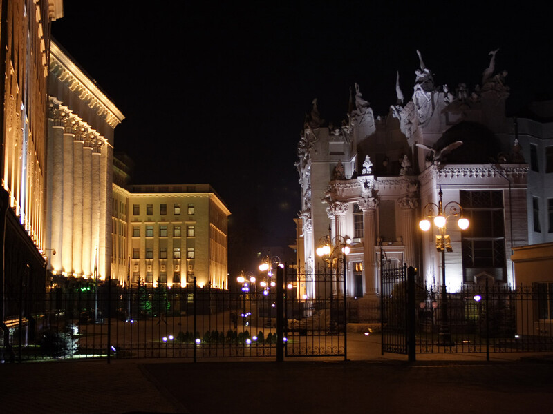 "Жодних змін до Конституції". В ОП визначили червоні лінії в переговорах щодо "мирного плану"